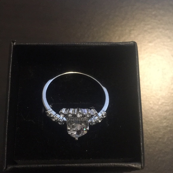 Silver Tone Heart Crown Rhinestone Ring - Picture 4 of 4